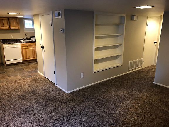 2nd image of 680 E Wandamere Ave #2