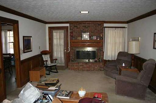 3rd image of 2231 Westridge Dr