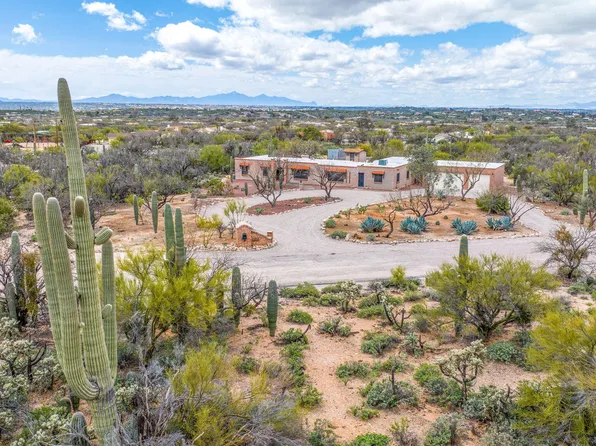 10450 E Plumeria Rd, Tucson, AZ 85749