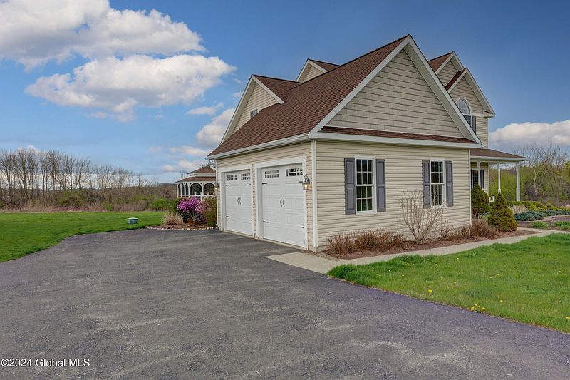 4th image of 63 Dater Hill Road