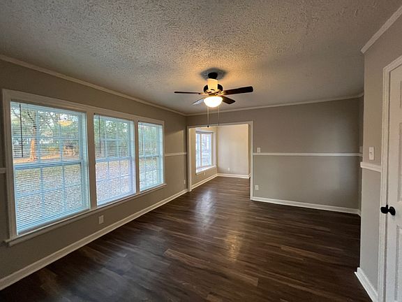 2nd image of 400 Bonita Dr