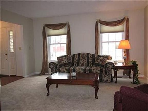 2nd image of 5317 Teaberry Ln