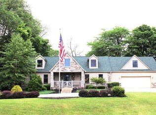 8714 Wilmington Rd, Oregonia, OH 45054