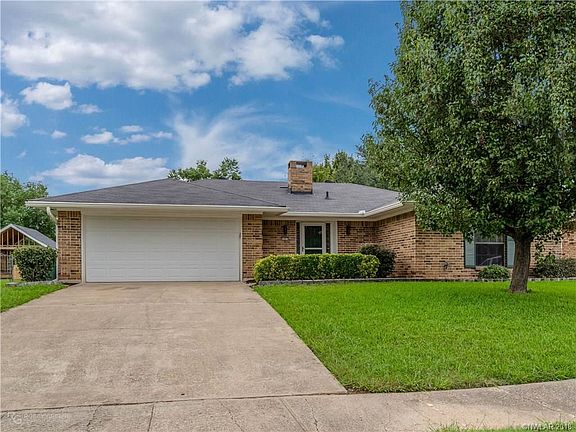 3rd image of 5407 Hollyhock Ln