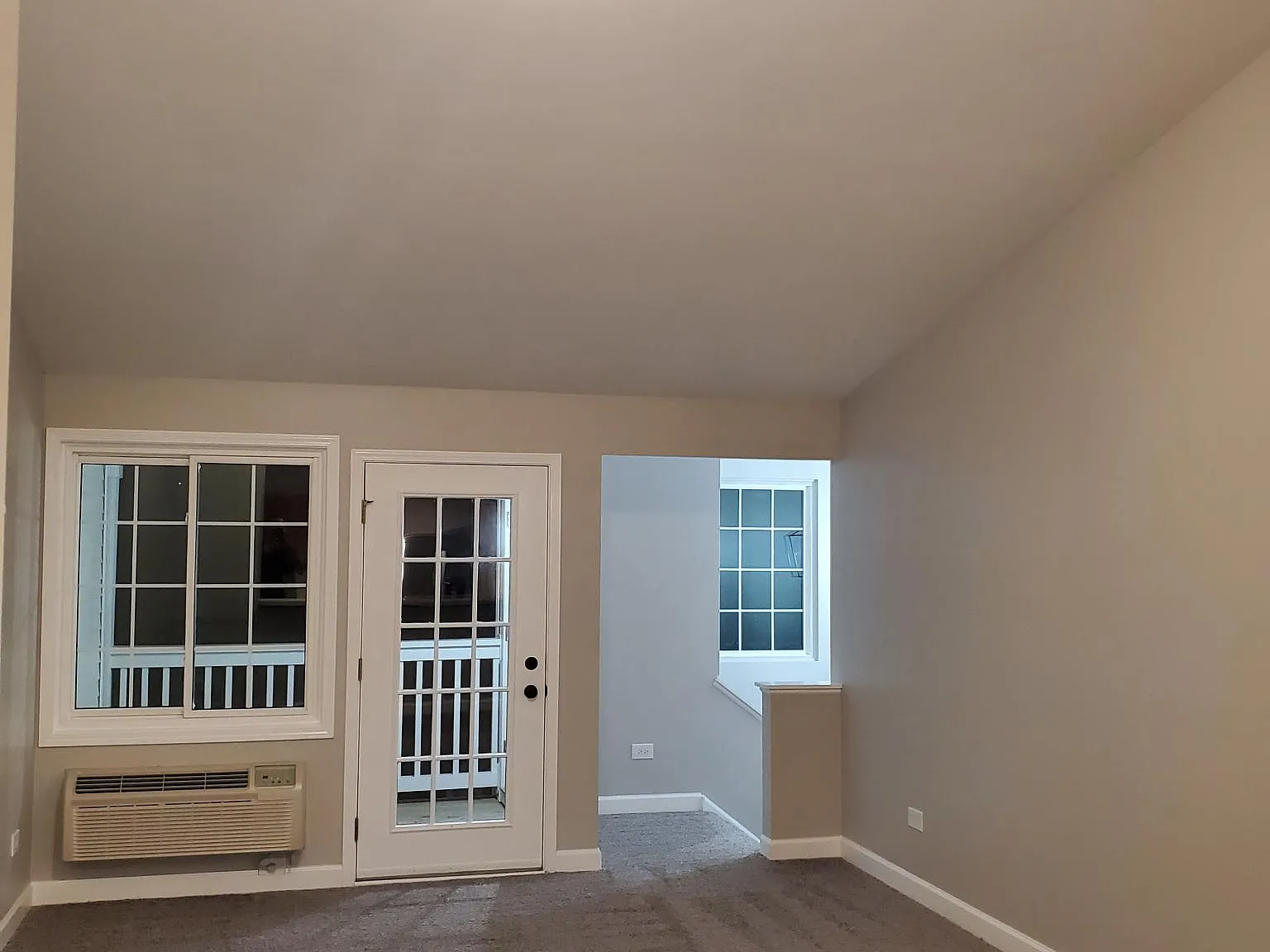 1 bed, 1000 sqft, $1,695 — Photo 3
