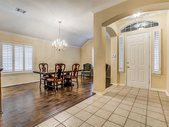 2nd image of 3514 Christopher Ln