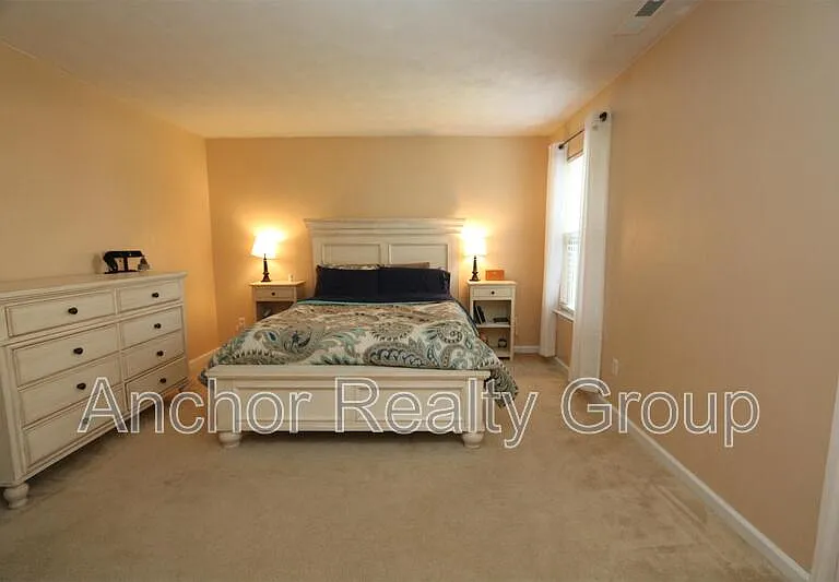 1618 Kingston Ave — Photo 22