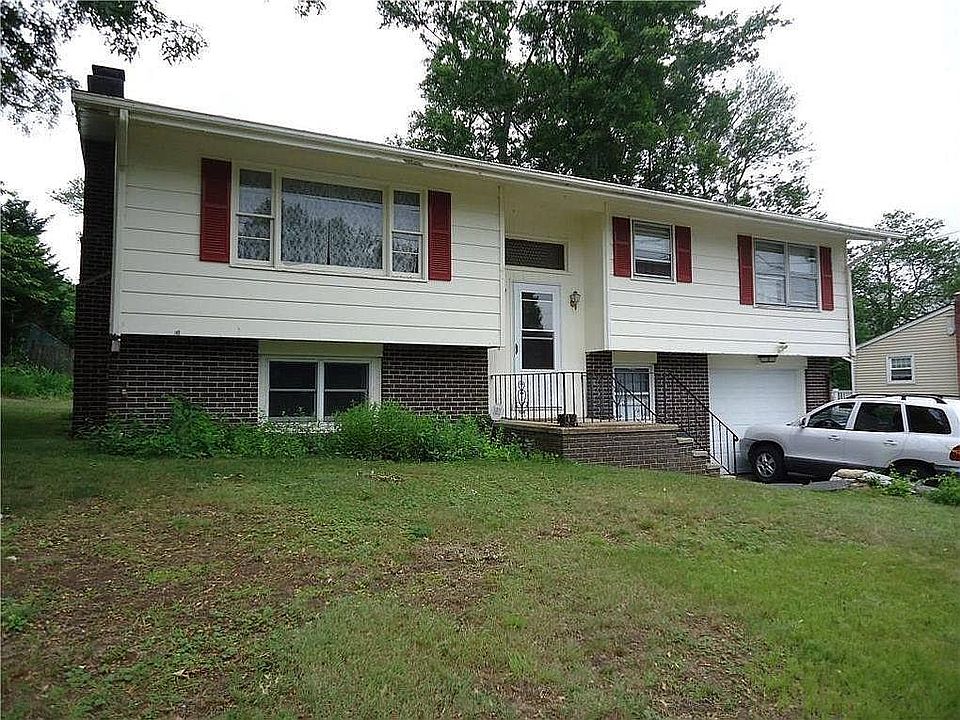 2nd image of 190 Monterey Dr