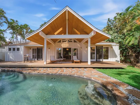 814 Kealaolu Ave, Honolulu, HI 96816