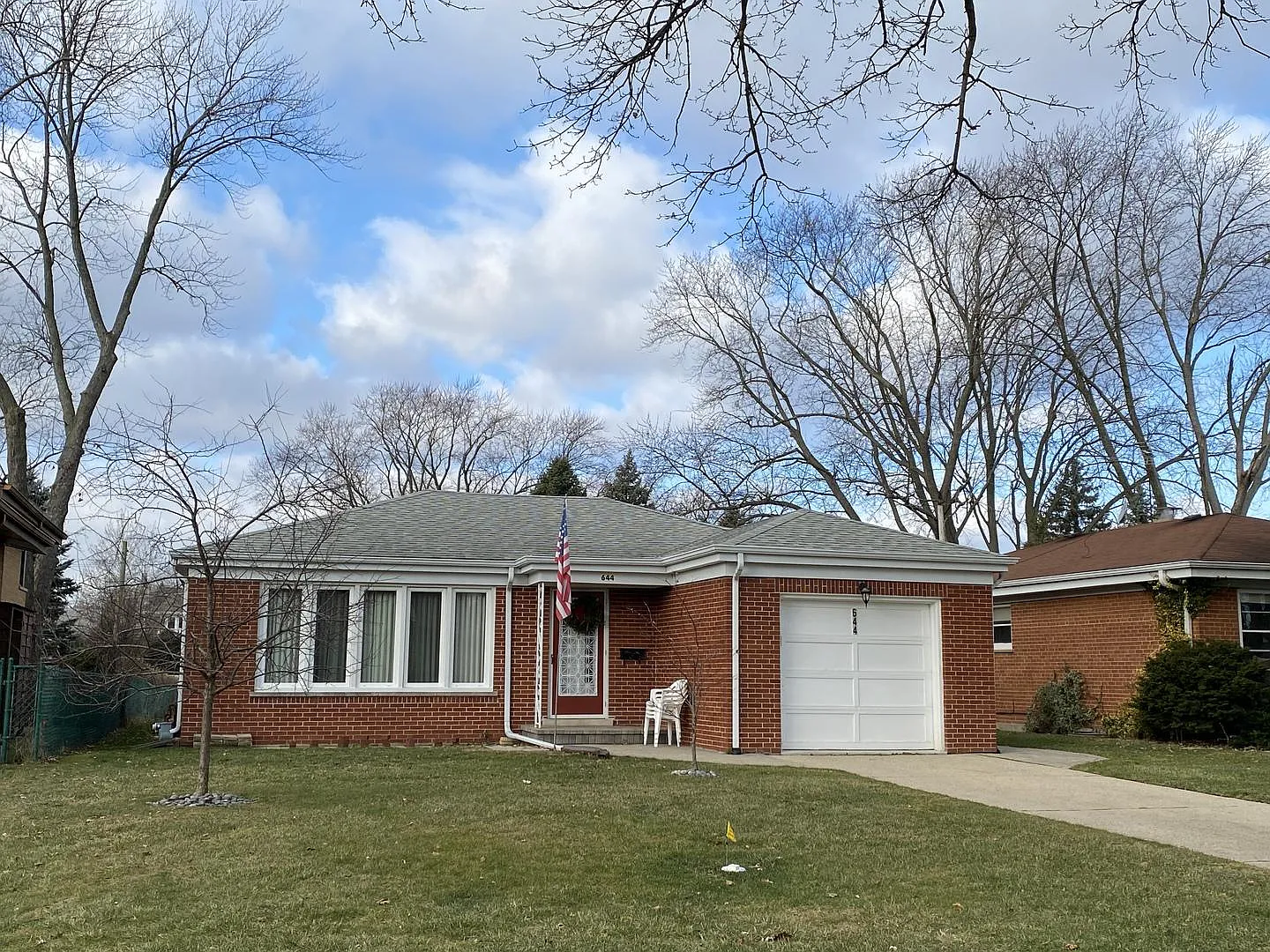 644 N Broadway Ave photo 1