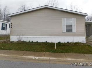 572 Waterview Cir, Lima, OH 45804