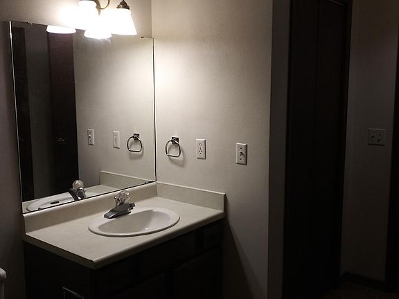 4th image of 202 N Marion Ave #3