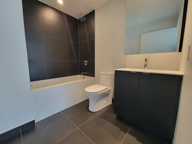 20 Edward St #7 — Photo 5
