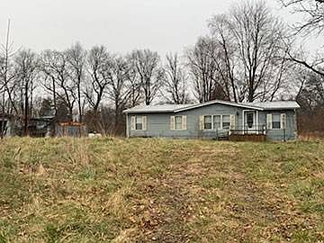 3rd image of 1500 County Road 1000 N