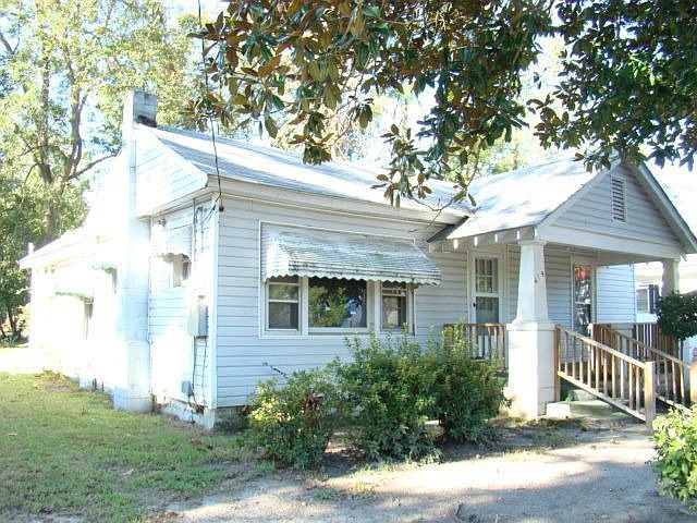 1st image of 619 Clyde St
