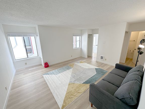 5th image of 2435 Haste St #6-A