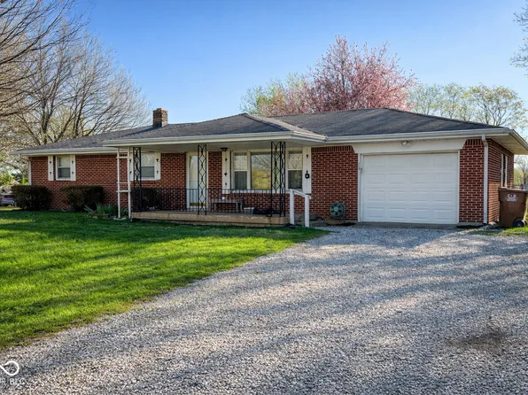 128 S Daugherty Ln, Crawfordsville, IN 47933