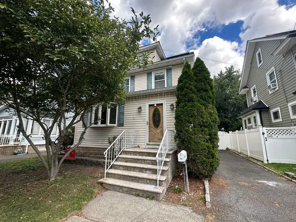 321 Hemlock St, Roselle Park, NJ 07204