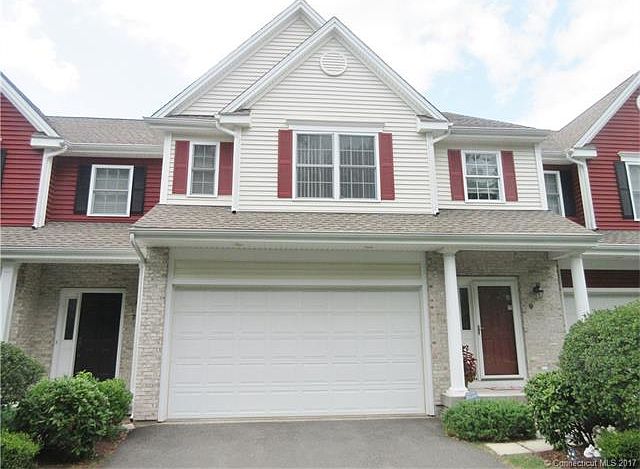 1st image of 9 Bridlewood Ln