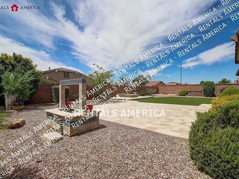 73 W Crescent Way — Photo 45