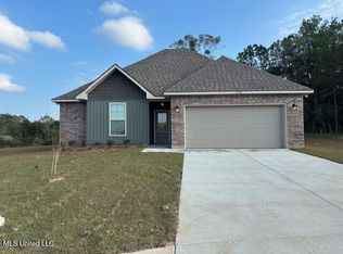 15192 High Point Dr, Gulfport, MS 39503