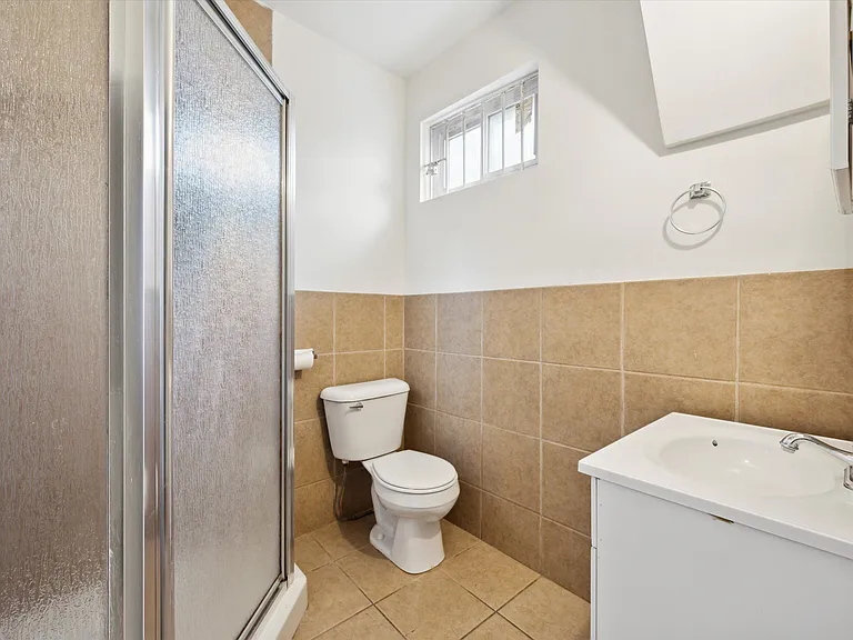 1708 N 18th St #2 — Photo 3
