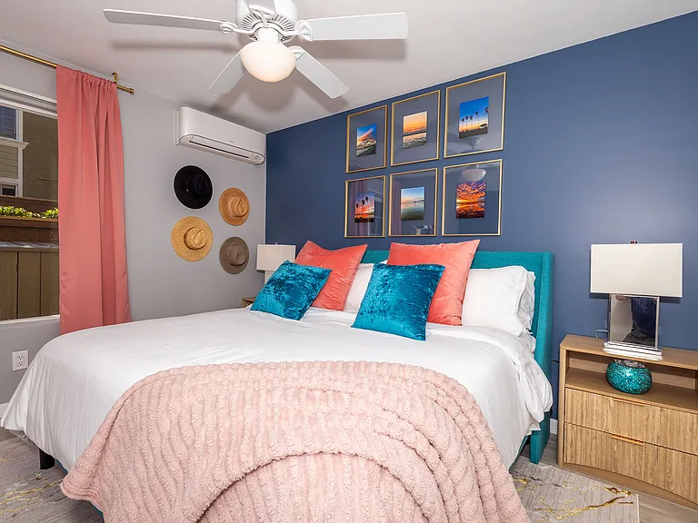 5252 Balboa Arms Dr #167 — Photo 15