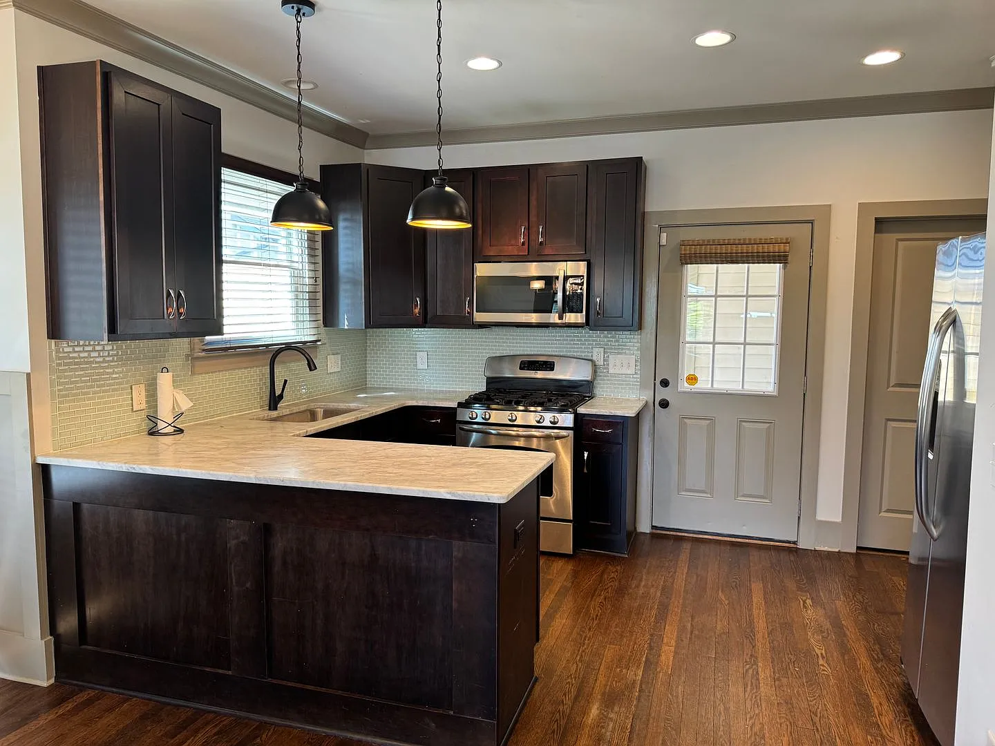 Perfect 4BR Bungalow in the Heart of Nashville — Photo 3
