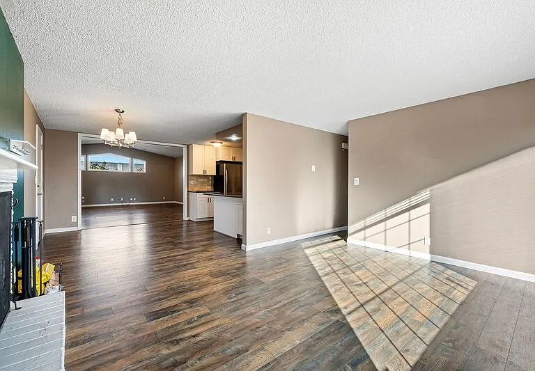 2577 Elysium Ave — Photo 11