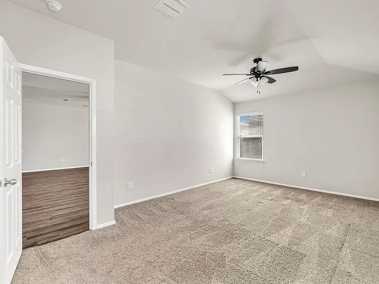 322 Franchi Way — Photo 7