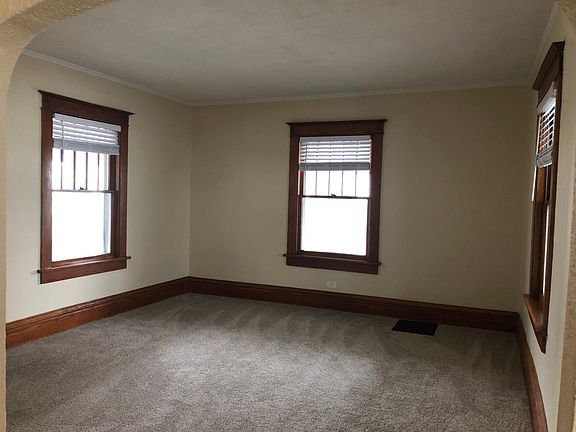 Living Room. New blinds.