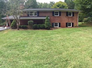 7258 Grays Mill Rd, Warrenton, VA 20187