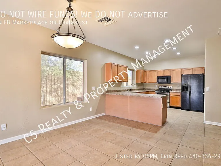 3335 E Yucca St — Photo 9