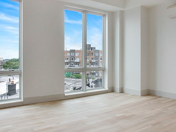 2nd image of 72 N Henry St #4H