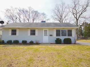 209 Harding Ave, Waukegan, IL 60085