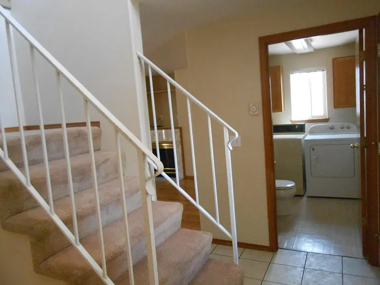 1252 NE Providence Dr — Photo 16