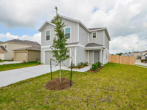 17827 Planted Orchard Dr, Hockley, TX 77447