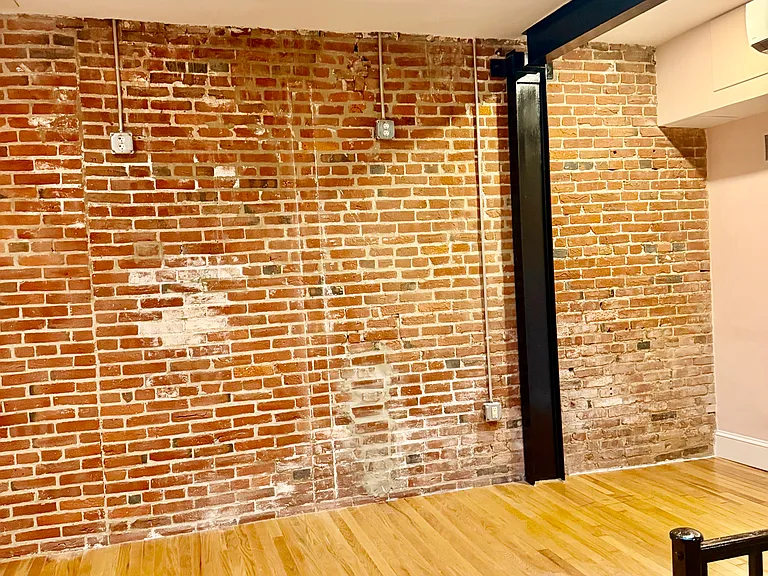 216 Church St — Photo 13
