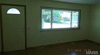 2nd image of 215 Falcon Dr