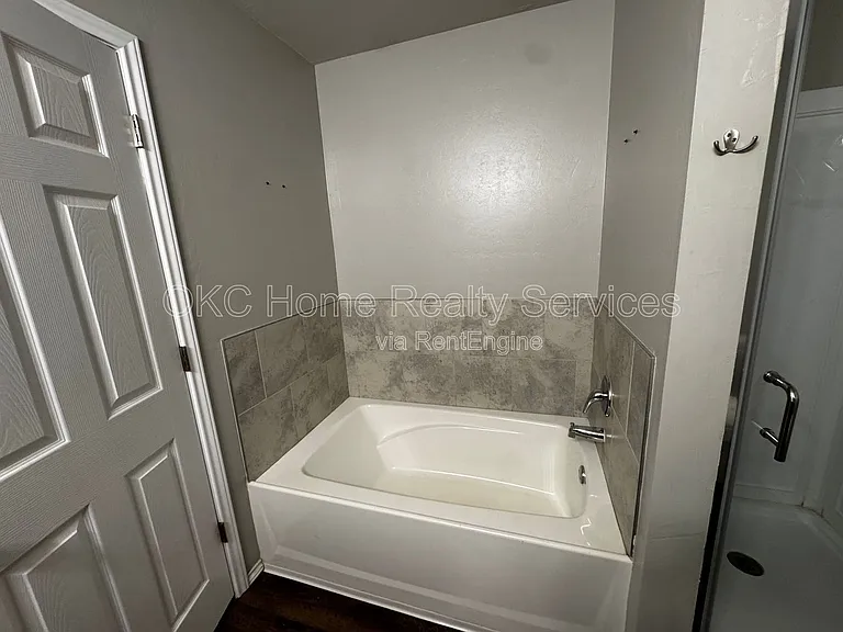 9904 Jackrabbit Rd — Photo 8