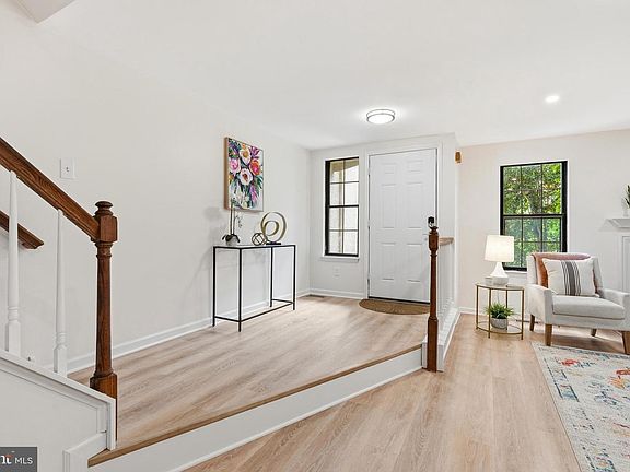 5th image of 2204 Winterbridge Ln #2204