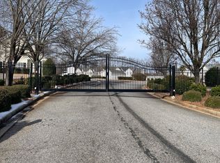 20 Ridgestone Cir, Mauldin, SC