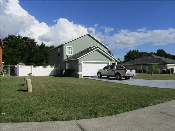 3rd image of 6076 Mission Dr