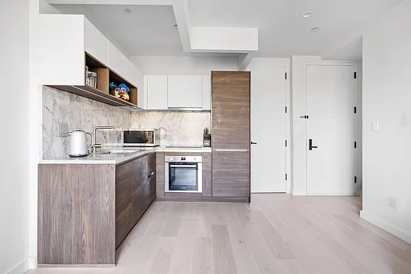 Rented by Corcoran | media 10