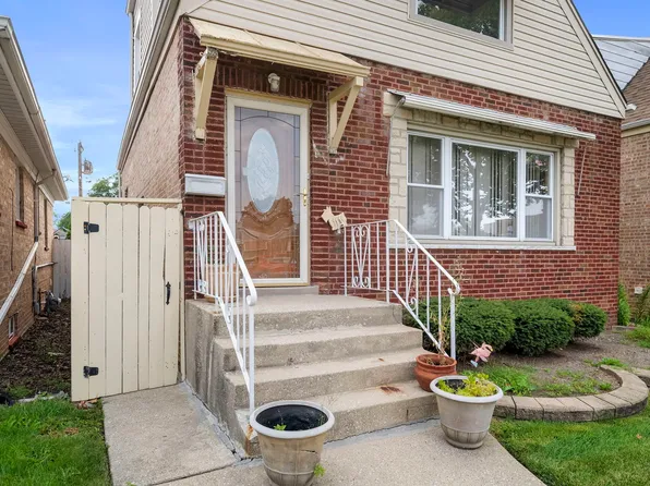 1111 Bohland Ave, Bellwood, IL 60104