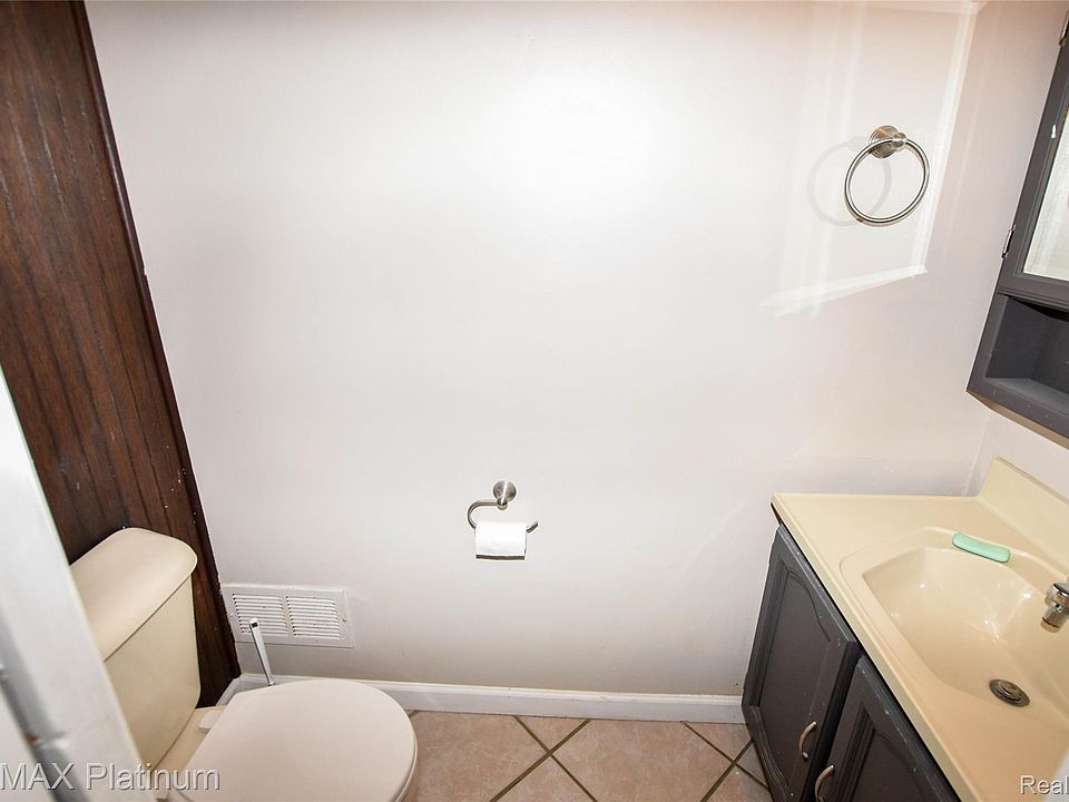 2471 Moore Pl, photo 27