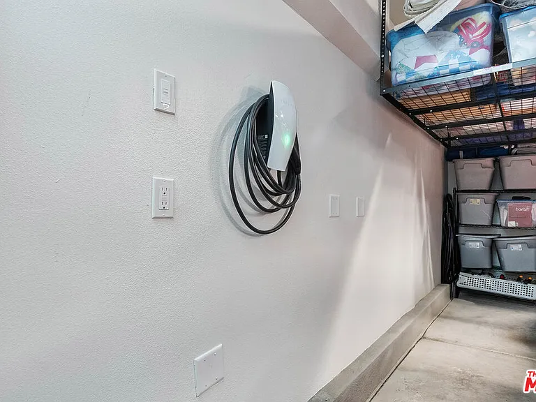 749 Daniel Freeman Cir — Photo 24