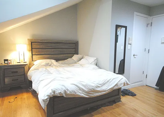 Rented by Bold New York | media 6