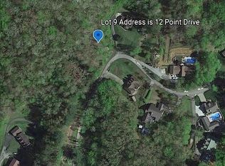 12 Point Of View Dr, Pikeville, KY 41501