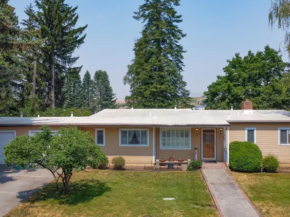 1720 NE Upper Dr, Pullman, WA 99163